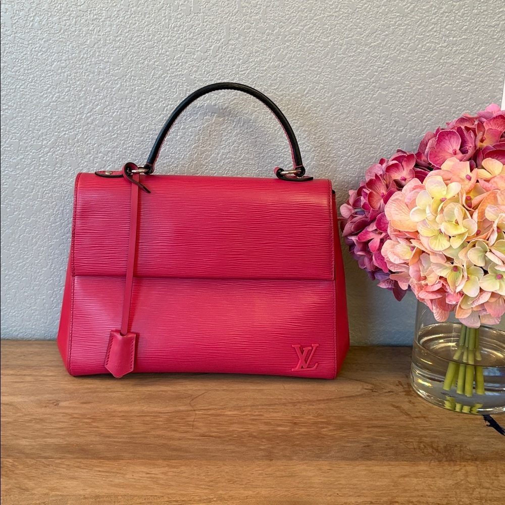 Louis Vuitton Epi Cluny BB Fuchsia Satchel - Picture 9 of 16